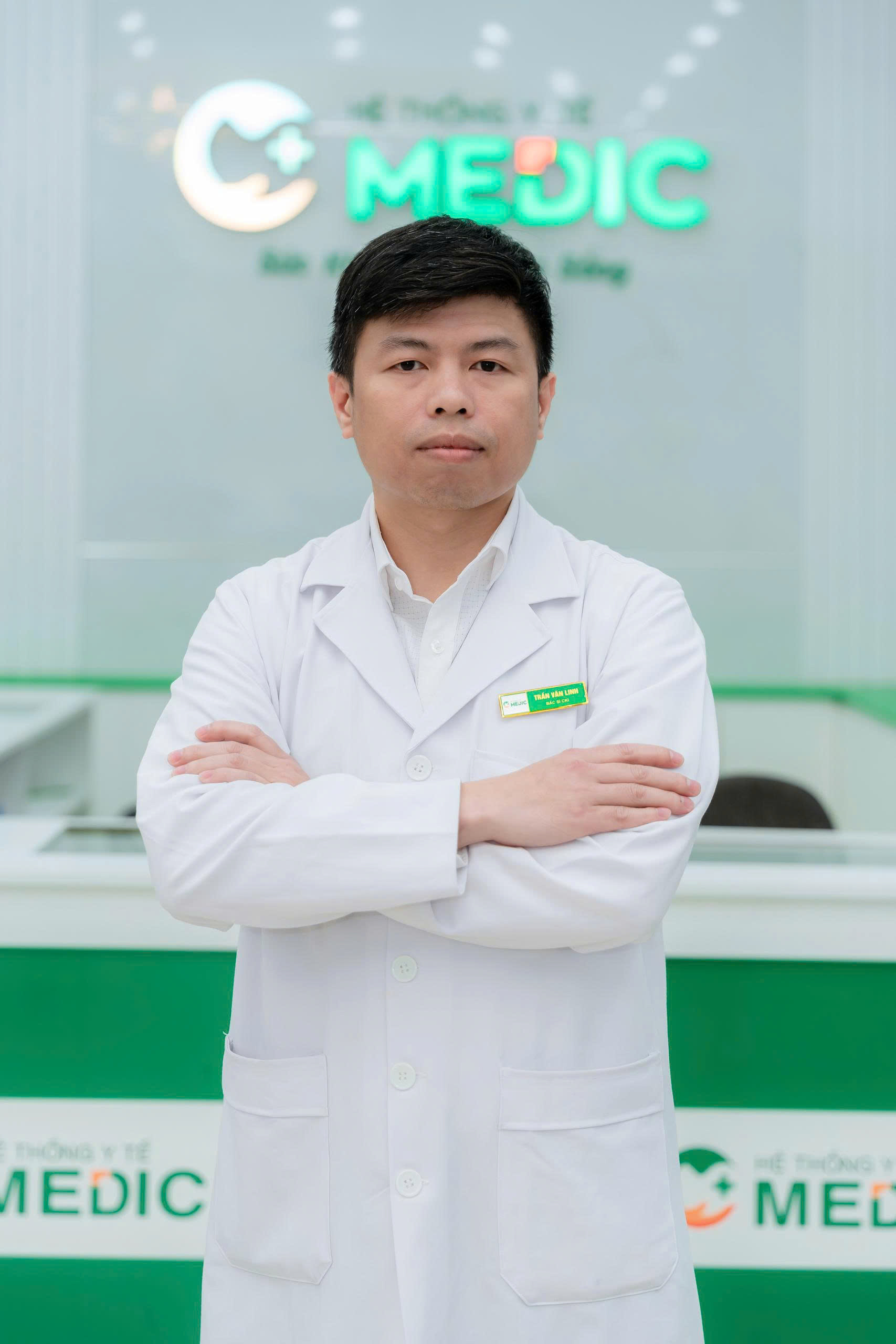 Tấm gương điển hình tiên tiến: Bác sĩ Trần Văn Linh – Trưởng phòng Kế hoạch Tổng hợp, Bệnh viện Đa khoa Medic Hải Tiến