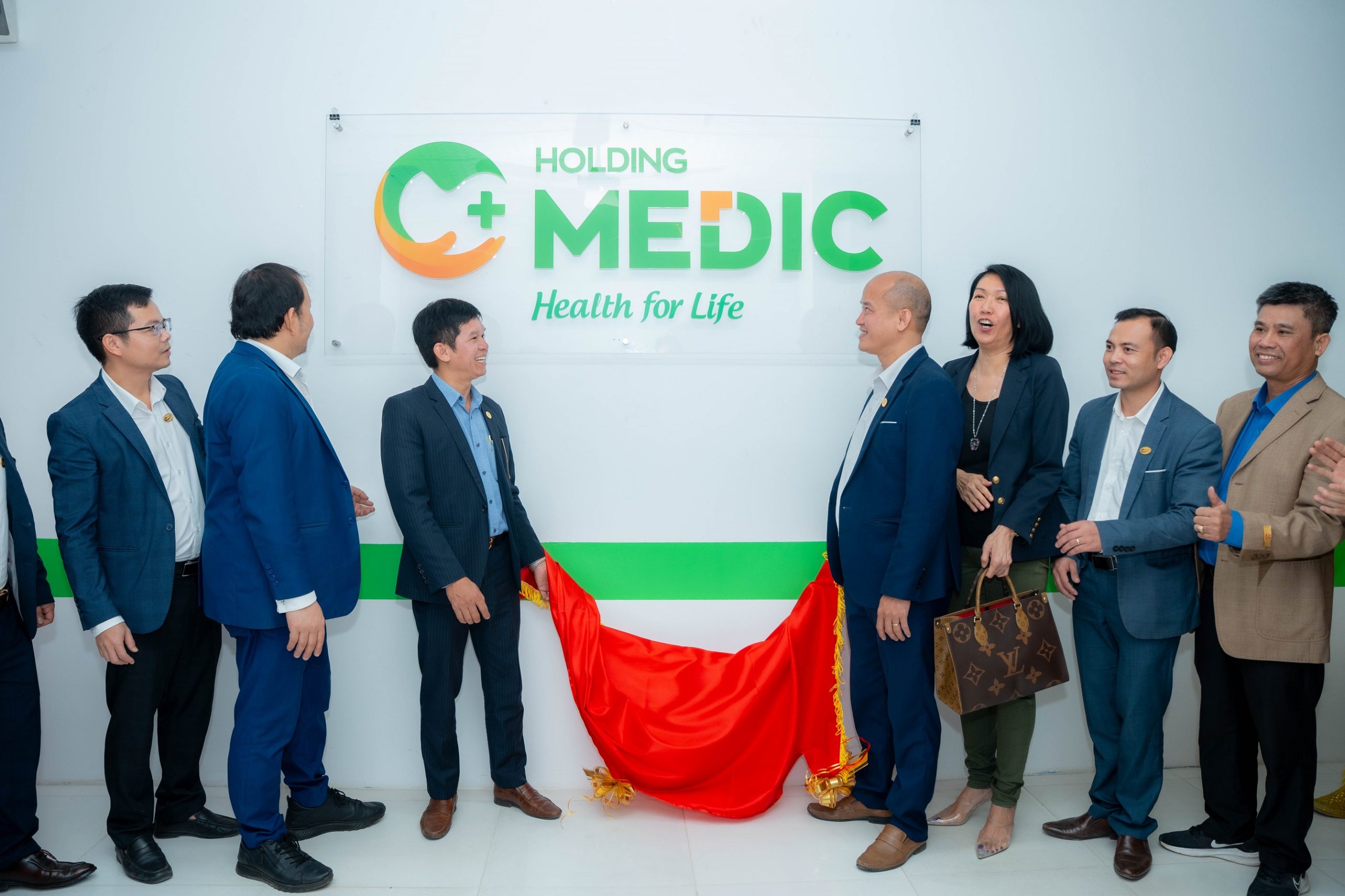 Khoảnh khắc công bố MEDIC Holding – cột mốc quan trọng trong chiến lược phát triển dài hạn của Hệ thống Y tế MEDIC.