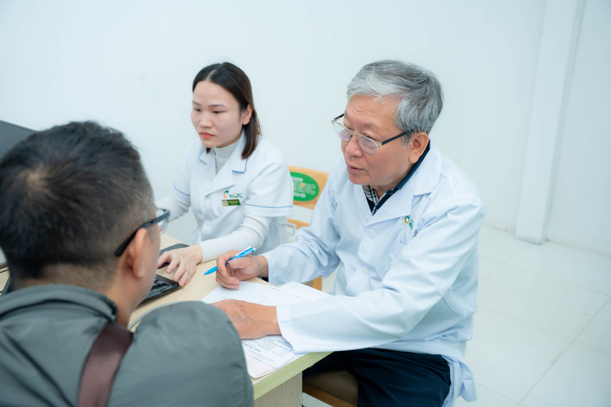 Tầm soát ung thư gan định kỳ giúp phát hiện sớm bệnh lý gan và nâng cao hiệu quả điều trị.