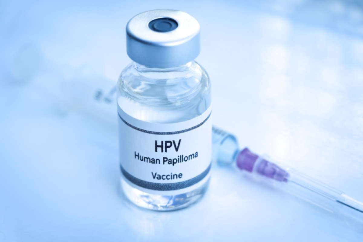 Tiêm vắc xin HPV đúng lịch giúp tạo miễn dịch bền vững, bảo vệ cơ thể lên đến 30 năm.