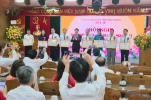 Niềm tự hào của tập thể Medic Hải Tiến – Bác sĩ Trần Văn Linh được ghi nhận thành tích xuất sắc