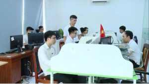 Đội ngũ kĩ sư CNTT của Hệ thông y tế MEDIC đang tiếp tục nâng cấp phần mềm.