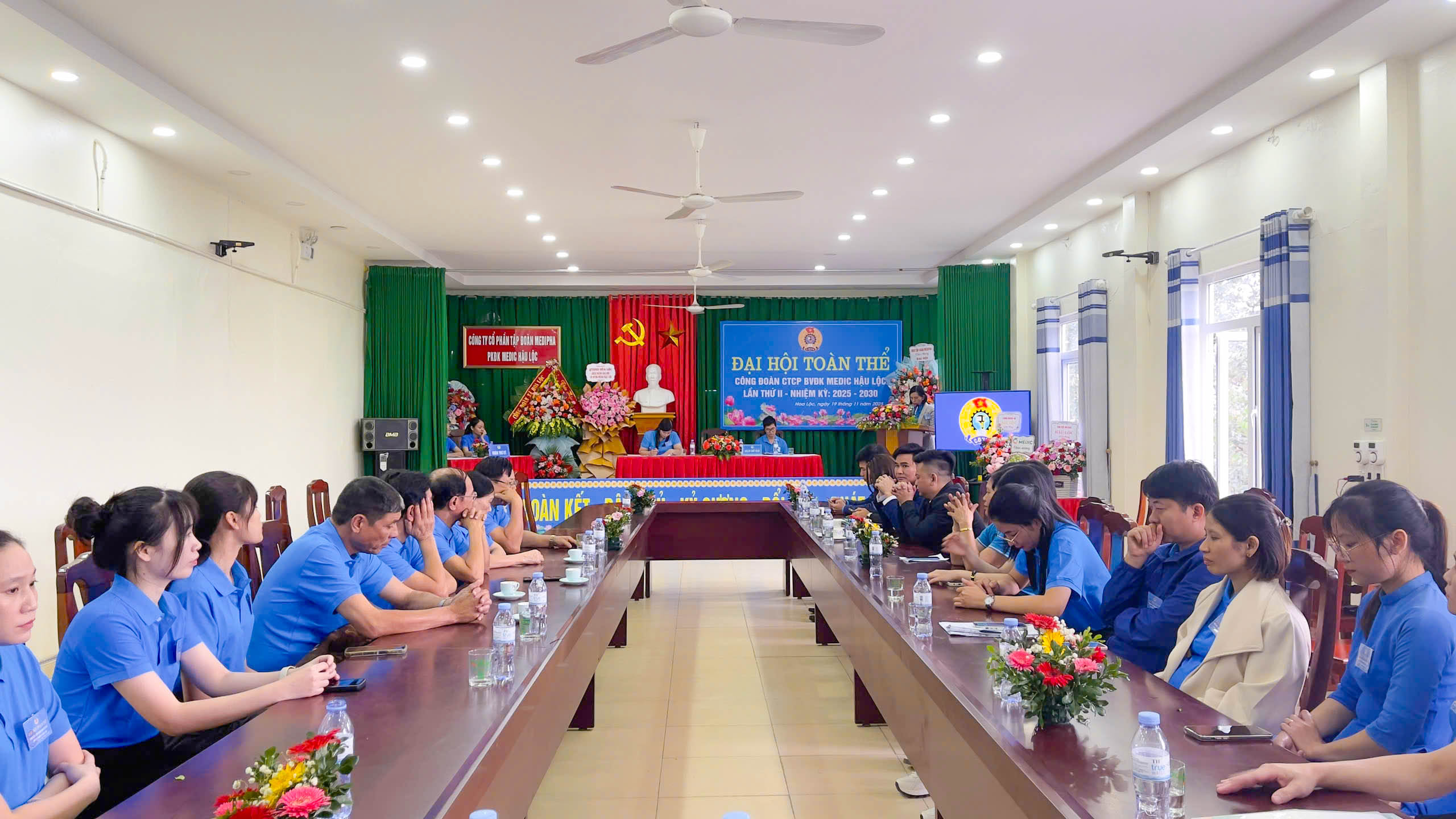 Quang cảnh Đại hội Công đoàn Phòng khám Đa khoa Medic Hậu Lộc nhiệm kỳ 2025–2030