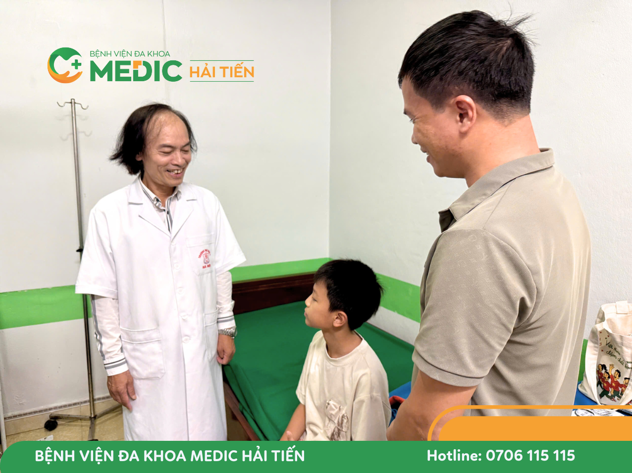 Phụ huynh lắng nghe chia sẻ hữu ích về cách chăm sóc và phòng bệnh cho trẻ mùa giao mùa