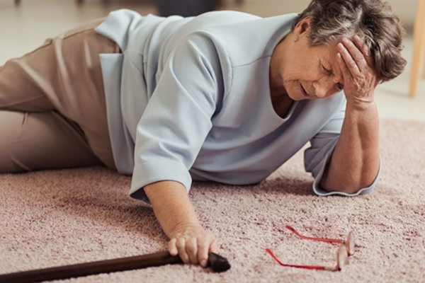 Quy tắc FAST giúp nhận biết sớm dấu hiệu đột quỵ để kịp thời cấp cứu trong “giờ vàng”.